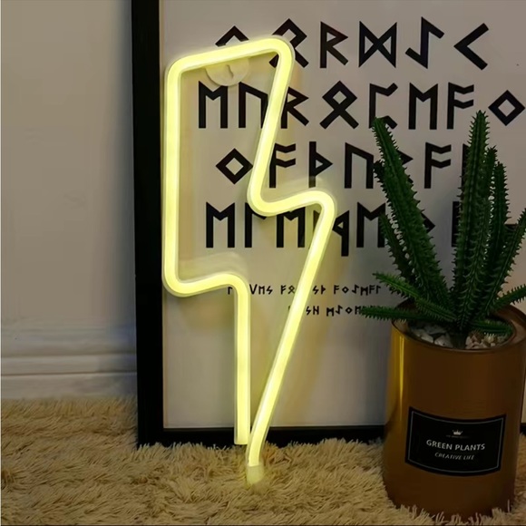 NIB Neon Lightning Bolt - Warm White - Picture 2 of 6